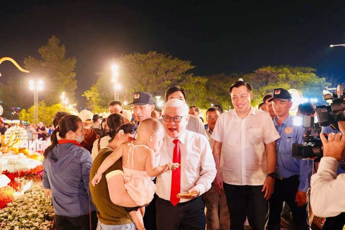 Bình Dương tiếp tục trình làng linh vật rồng được cư dân mạng hết lời khen- Ảnh 2. Bình Dương tiếp tục trình làng linh vật rồng được cư dân mạng hết lời khen- Ảnh 2.