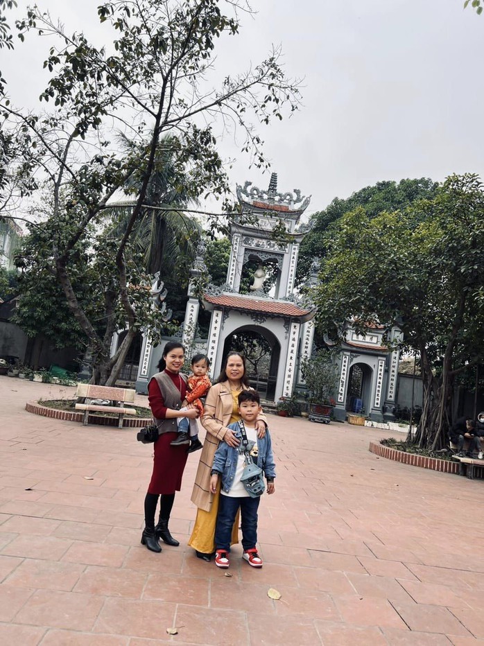 "Xuân sum vầy - Tết sẻ chia": Vương vấn Tết xưa trong phố thị hôm nay- Ảnh 4. "Xuân sum vầy - Tết sẻ chia": Vương vấn Tết xưa trong phố thị hôm nay- Ảnh 4.