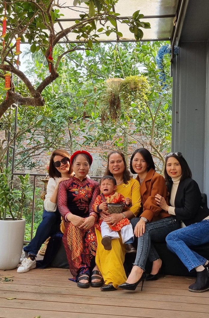 "Xuân sum vầy - Tết sẻ chia": Vương vấn Tết xưa trong phố thị hôm nay- Ảnh 2. "Xuân sum vầy - Tết sẻ chia": Vương vấn Tết xưa trong phố thị hôm nay- Ảnh 2.