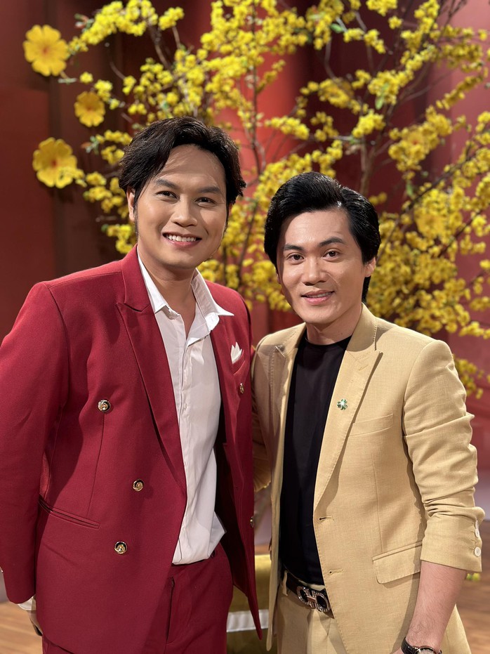 Chí Tâm, Chí Linh, Hạnh Thúy chia sẻ trên HTV về tuổi Thìn- Ảnh 2. Chí Tâm, Chí Linh, Hạnh Thúy chia sẻ trên HTV về tuổi Thìn- Ảnh 2.