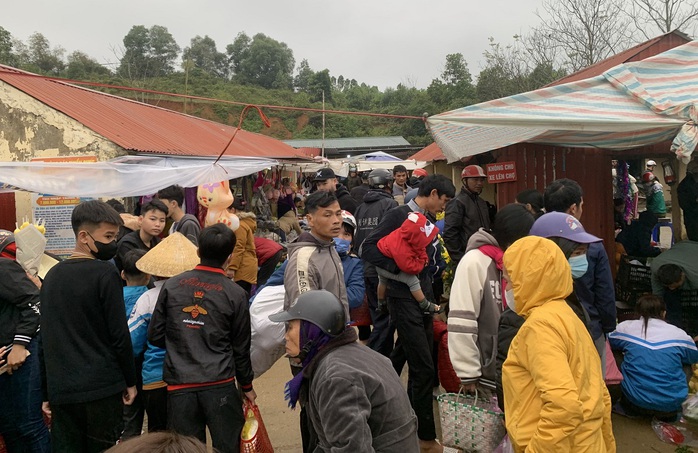 Phiên chợ quê ngày cuối năm- Ảnh 12. Phiên chợ quê ngày cuối năm- Ảnh 12.
