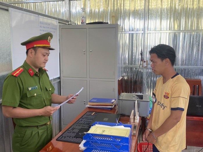 Bé gái 12 tuổi ở Bạc Liêu bị xâm hại sau khi đi xem lô tô - Ảnh 1.