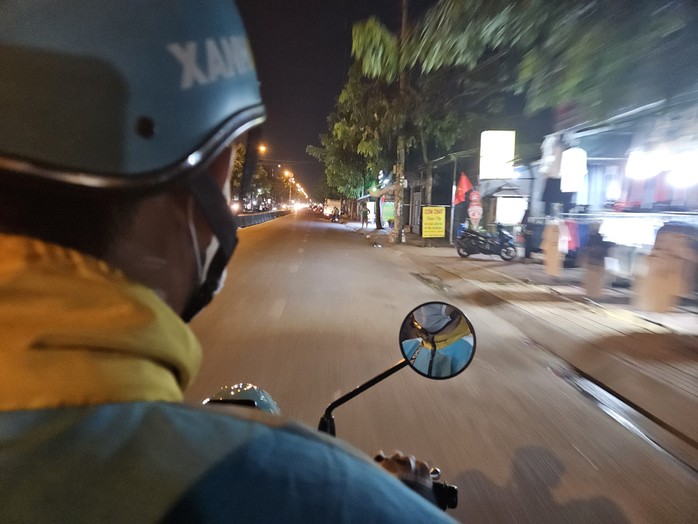 Tâm sự của tài xế xe công nghệ đêm giao thừa- Ảnh 1.
