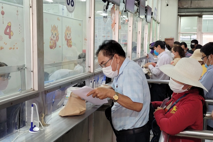 Gỡ khó đấu thầu mua thuốc, vật tư y tế- Ảnh 1. Gỡ khó đấu thầu mua thuốc, vật tư y tế- Ảnh 1.