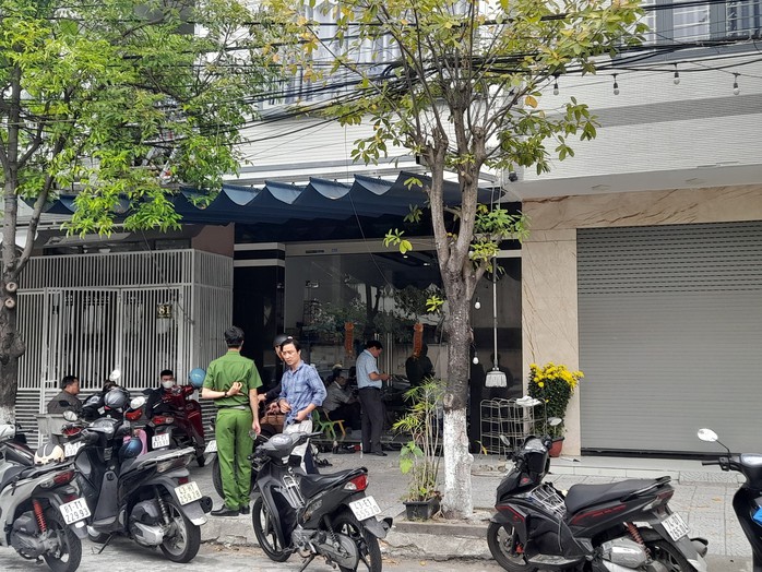 Đà Nẵng thông tin vụ bảo mẫu bạo hành trẻ tự kỷ- Ảnh 2. Đà Nẵng thông tin vụ bảo mẫu bạo hành trẻ tự kỷ- Ảnh 2.