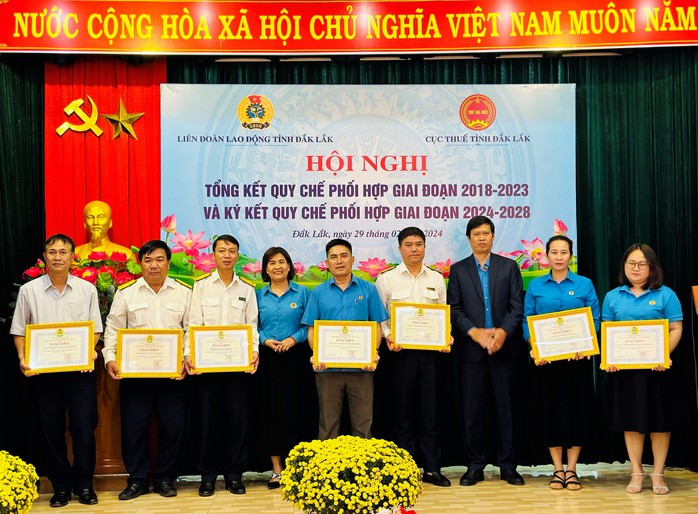 Hiệu quả trong phối hợp giữa Công đoàn và ngành Thuế- Ảnh 2. Hiệu quả trong phối hợp giữa Công đoàn và ngành Thuế- Ảnh 2.