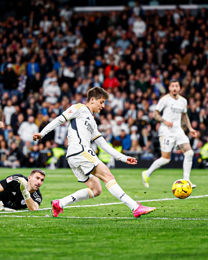 Real Madrid xây chắc ngôi đầu La Liga, Arda Guler có bàn thắng đầu tiên- Ảnh 1. Real Madrid xây chắc ngôi đầu La Liga, Arda Guler có bàn thắng đầu tiên- Ảnh 1.