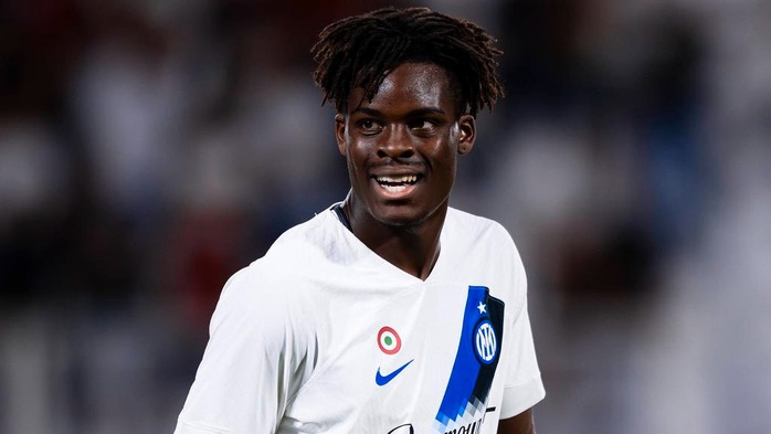 Vòng 28 Serie A: Inter vững ngôi đầu, Milan chiếm ngôi nhì từ Juventus- Ảnh 4. Vòng 28 Serie A: Inter vững ngôi đầu, Milan chiếm ngôi nhì từ Juventus- Ảnh 4.