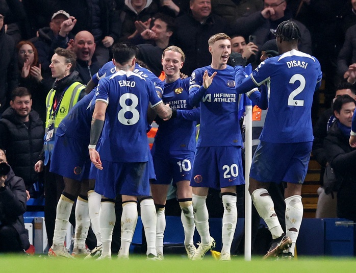 Chelsea đãi tiệc bàn thắng với Newcastle, fan vẫn hồi hộp- Ảnh 7. Chelsea đãi tiệc bàn thắng với Newcastle, fan vẫn hồi hộp- Ảnh 7.