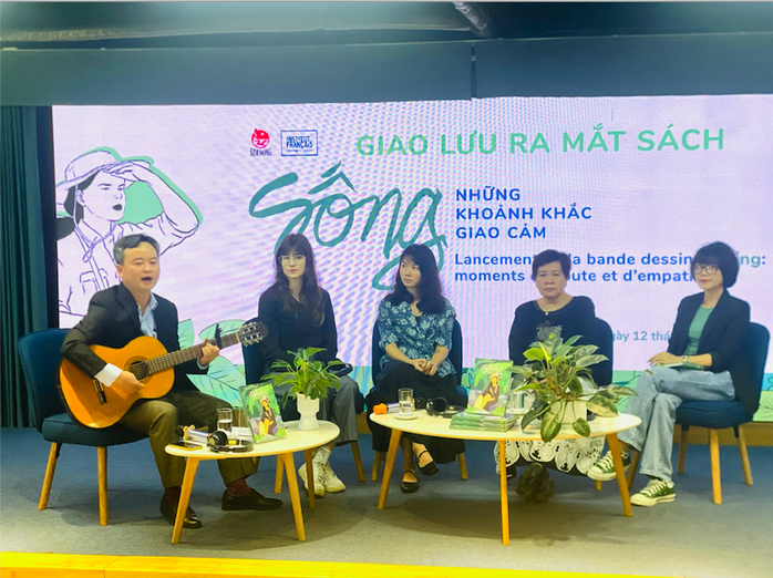 Những khoảnh khắc giao cảm của đạo diễn Việt Linh và con gái- Ảnh 1. Những khoảnh khắc giao cảm của đạo diễn Việt Linh và con gái- Ảnh 1.