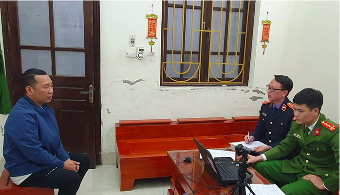 Tuấn Tuấn