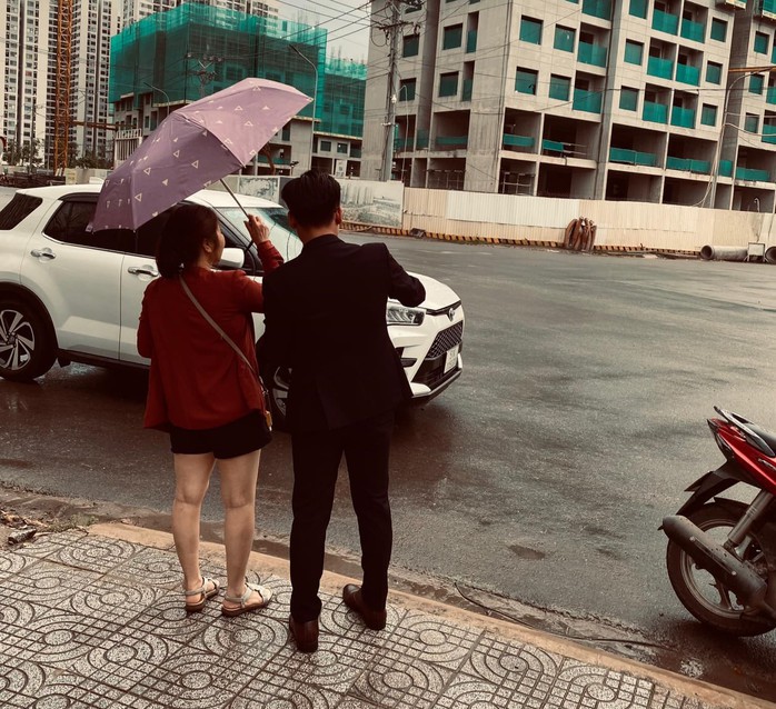 Sắp hết thời ai cũng có thể lao vào Sắp hết thời ai cũng có thể lao vào