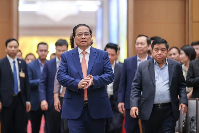 Thủ tướng: Vì sao doanh nghiệp kêu thiếu vốn, nút thắt ở đâu, nguyên nhân gì?- Ảnh 1.