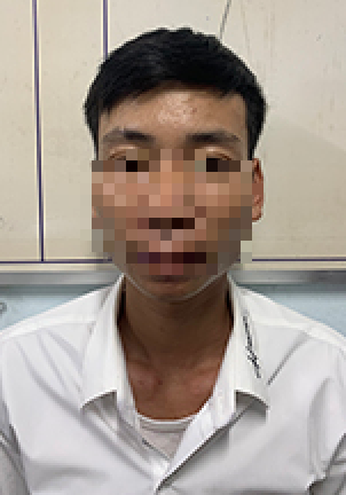 Bị ngăn cản yêu đương, nam thanh niên gửi ảnh nhạy cảm đến gia đình bạn gái- Ảnh 1. Bị ngăn cản yêu đương, nam thanh niên gửi ảnh nhạy cảm đến gia đình bạn gái- Ảnh 1.