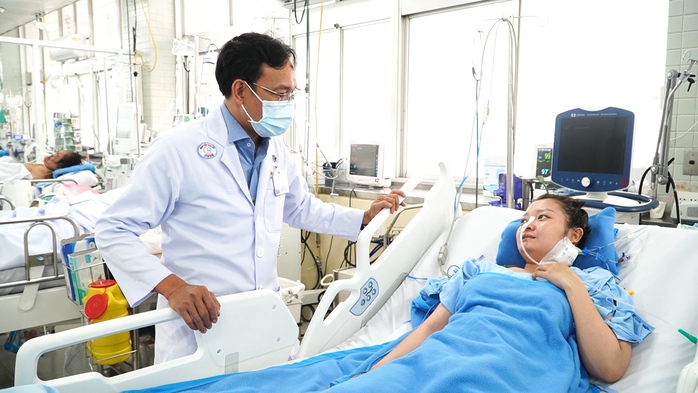 Hai bệnh viện hợp sức cứu sống ca bệnh trăm năm mới gặp- Ảnh 1. Hai bệnh viện hợp sức cứu sống ca bệnh trăm năm mới gặp- Ảnh 1.