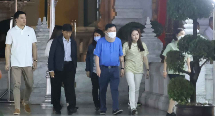 Cựu Thủ tướng Thái Lan Thaksin lần đầu xuất hiện công khai- Ảnh 1. Cựu Thủ tướng Thái Lan Thaksin lần đầu xuất hiện công khai- Ảnh 1.