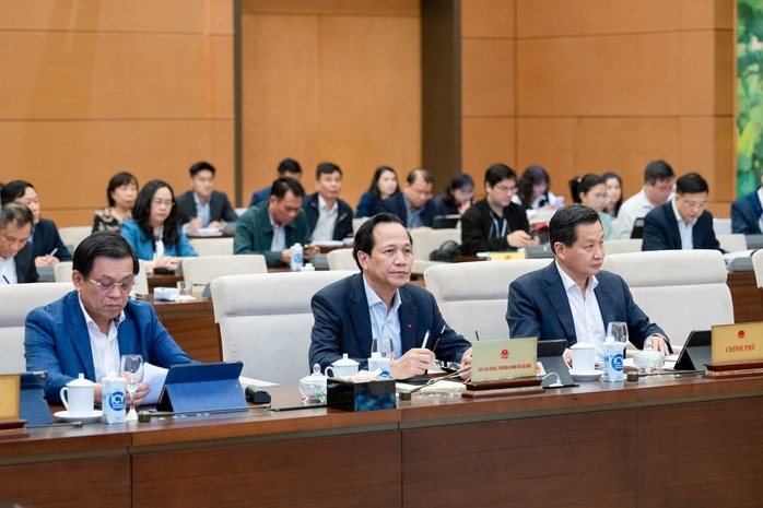 Còn 6 vấn đề lớn cần tiếp thu trong Luật BHXH (sửa đổi)- Ảnh 2. Còn 6 vấn đề lớn cần tiếp thu trong Luật BHXH (sửa đổi)- Ảnh 2.