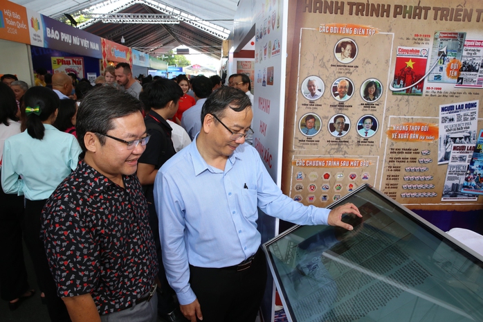 Trải nghiệm công nghệ làm báo hiện đại- Ảnh 1. Trải nghiệm công nghệ làm báo hiện đại- Ảnh 1.