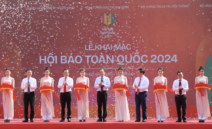 Ngày hội lớn của báo giới và công chúng cả nước- Ảnh 1. Ngày hội lớn của báo giới và công chúng cả nước- Ảnh 1.