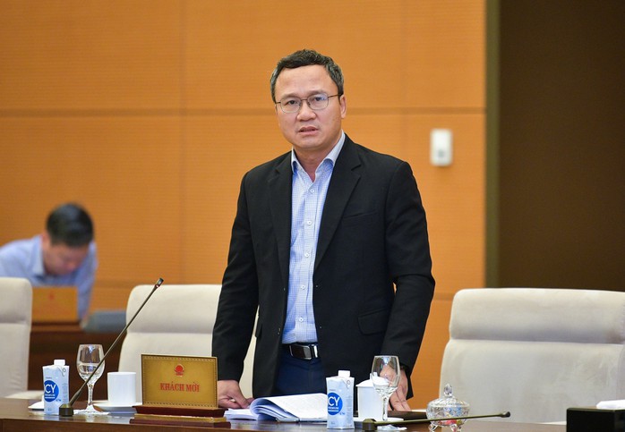 Ông Khuất Việt Hùng, Phó Chủ tịch chuyên trách Ủy ban An toàn giao thông Quốc gia