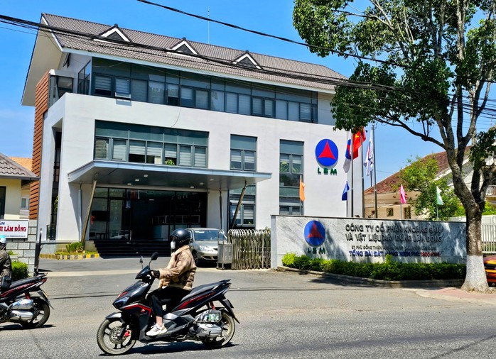 Không cung cấp chất nổ cho Công ty khoáng sản Lâm Đồng để khai thác đá- Ảnh 1. Không cung cấp chất nổ cho Công ty khoáng sản Lâm Đồng để khai thác đá- Ảnh 1.