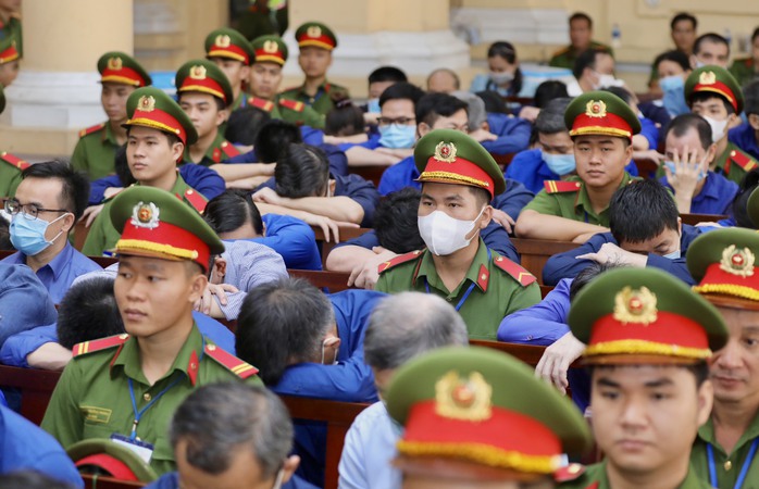 Xét xử vụ án Vạn Thịnh Phát: Làm rõ tài sản bị cáo Trương Mỹ Lan dùng khắc phục hậu quả- Ảnh 2. Xét xử vụ án Vạn Thịnh Phát: Làm rõ tài sản bị cáo Trương Mỹ Lan dùng khắc phục hậu quả- Ảnh 2.
