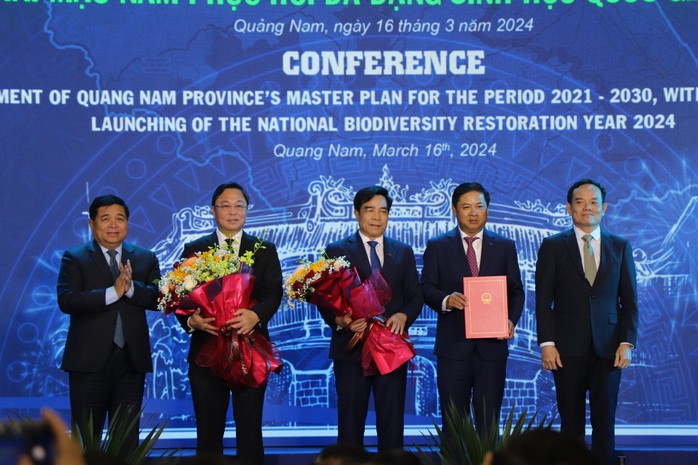 Phó Thủ tướng Trần Lưu Quang gửi gắm Quảng Nam 8 từ- Ảnh 5. Phó Thủ tướng Trần Lưu Quang gửi gắm Quảng Nam 8 từ- Ảnh 5.