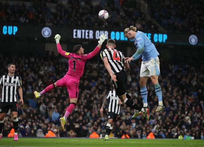 "Người hùng" Bernardo Silva đưa Man City vào bán kết FA Cup- Ảnh 5. "Người hùng" Bernardo Silva đưa Man City vào bán kết FA Cup- Ảnh 5.