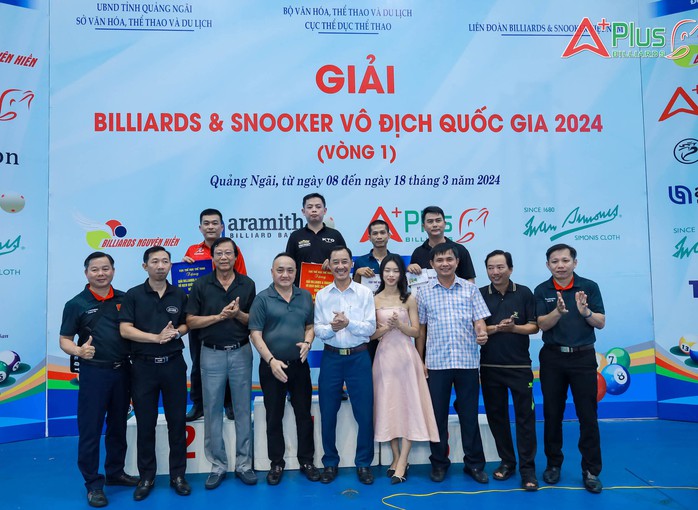 Ban tổ chức giải và các cơ thủ xuất sắc Ban tổ chức giải và các cơ thủ xuất sắc