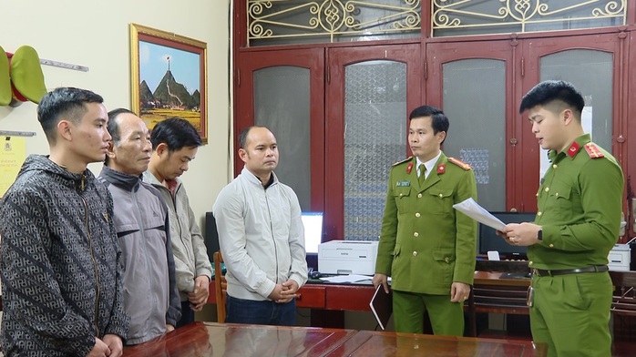 Làm giả hồ sơ chiếm đoạt gần 4 tỉ đồng của nhiều công ty bảo hiểm- Ảnh 1. Làm giả hồ sơ chiếm đoạt gần 4 tỉ đồng của nhiều công ty bảo hiểm- Ảnh 1.