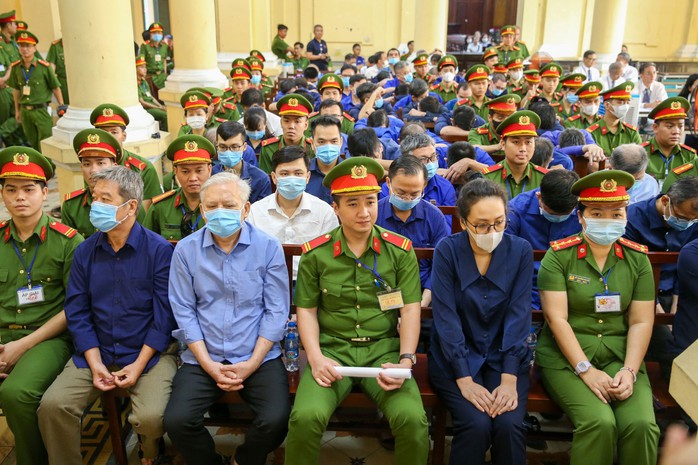 Ngày 19-3, các bị cáo biết được mức án phải đối diện Ảnh: HOÀNG TRIỀU Ngày 19-3, các bị cáo biết được mức án phải đối diện Ảnh: HOÀNG TRIỀU