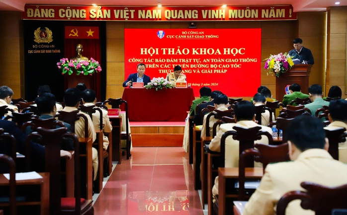 Nhiều cao tốc chưa bảo đảm tiêu chuẩn, ít nhất phải có 4 làn- Ảnh 1. Nhiều cao tốc chưa bảo đảm tiêu chuẩn, ít nhất phải có 4 làn- Ảnh 1.