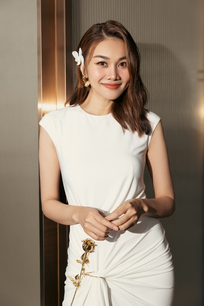 Thanh Hằng dịu dàng, nữ tính hơn từ khi lấy chồng- Ảnh 3. Thanh Hằng dịu dàng, nữ tính hơn từ khi lấy chồng- Ảnh 3.