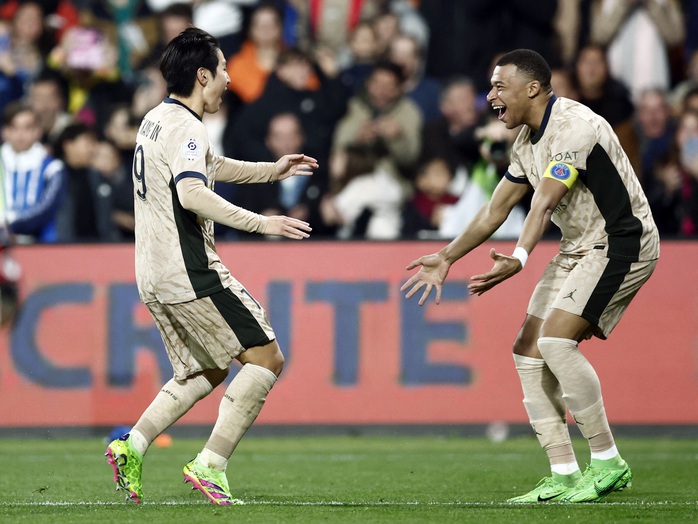"Chiếc giày vàng châu Âu": Kylian Mbappe đua Harry Kane- Ảnh 2. "Chiếc giày vàng châu Âu": Kylian Mbappe đua Harry Kane- Ảnh 2.