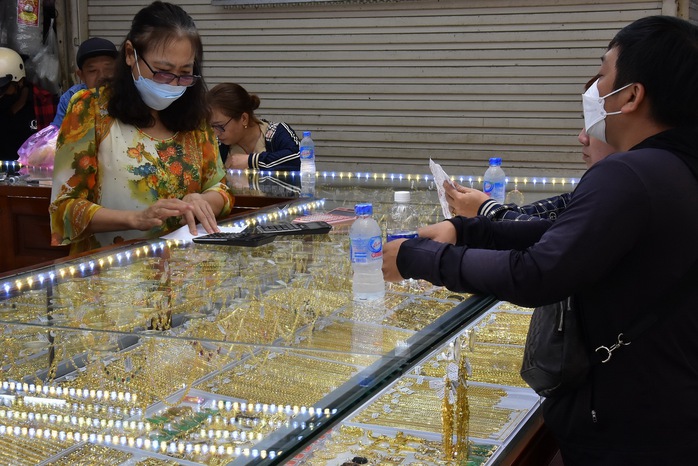 Giá vàng hôm nay, 20-3: Không thể bật tăng- Ảnh 1. Giá vàng hôm nay, 20-3: Không thể bật tăng- Ảnh 1.