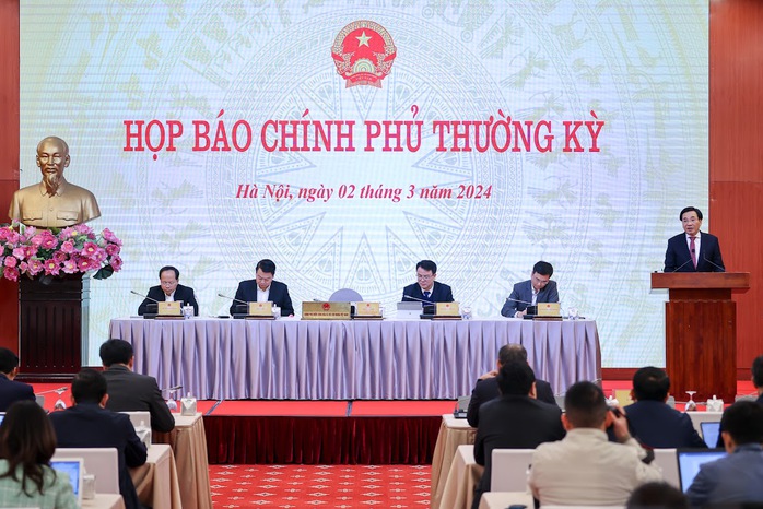 Bộ Nội vụ thông tin về thực hiện chính sách tiền lương mới từ 1-7- Ảnh 1. Bộ Nội vụ thông tin về thực hiện chính sách tiền lương mới từ 1-7- Ảnh 1.