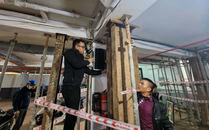 Truy trách nhiệm vụ chung cư mini “chống nạng” khiến hàng trăm người phải di dời- Ảnh 1. Truy trách nhiệm vụ chung cư mini “chống nạng” khiến hàng trăm người phải di dời- Ảnh 1.