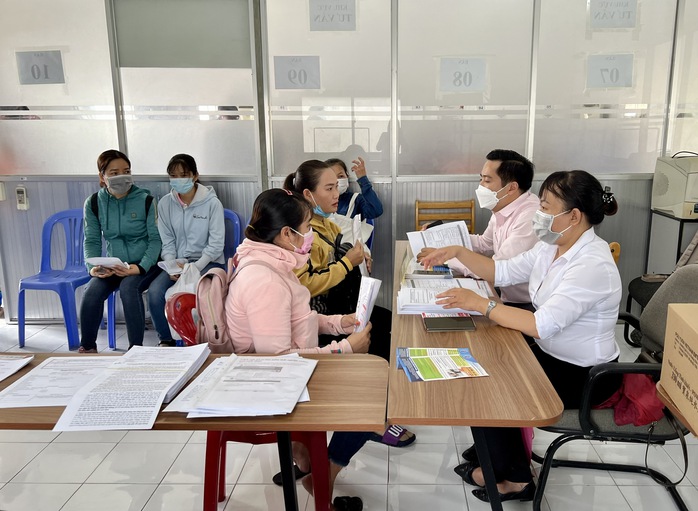 Số lao động rút BHXH một lần giảm?- Ảnh 2. Số lao động rút BHXH một lần giảm?- Ảnh 2.