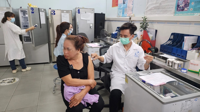 TP HCM phát văn bản khẩn phòng, chống bệnh dại- Ảnh 1. TP HCM phát văn bản khẩn phòng, chống bệnh dại- Ảnh 1.