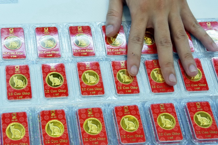 Sáng 20-3, giá vàng trong nước đồng loạt giảm - Ảnh 1. Sáng 20-3, giá vàng trong nước đồng loạt giảm - Ảnh 1.