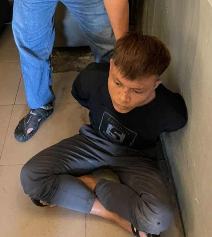 Bé gái bị hiếp dâm, cướp tài sản vì rủ Bé gái bị hiếp dâm, cướp tài sản vì rủ