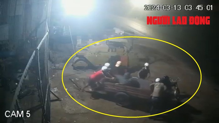 CLIP: Băng trộm liều lĩnh gây xôn xao dư luận ở Bạc Liêu- Ảnh 2. CLIP: Băng trộm liều lĩnh gây xôn xao dư luận ở Bạc Liêu- Ảnh 2.