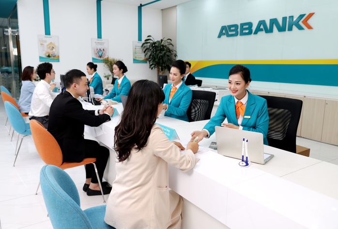 ABBANK triển khai hàng loạt chương trình ưu đãi về lãi suất và phí, nhằm đồng hành cùng các doanh nghiệp SME đẩy mạnh kinh doanh ngay từ đầu năm 2024 ABBANK triển khai hàng loạt chương trình ưu đãi về lãi suất và phí, nhằm đồng hành cùng các doanh nghiệp SME đẩy mạnh kinh doanh ngay từ đầu năm 2024