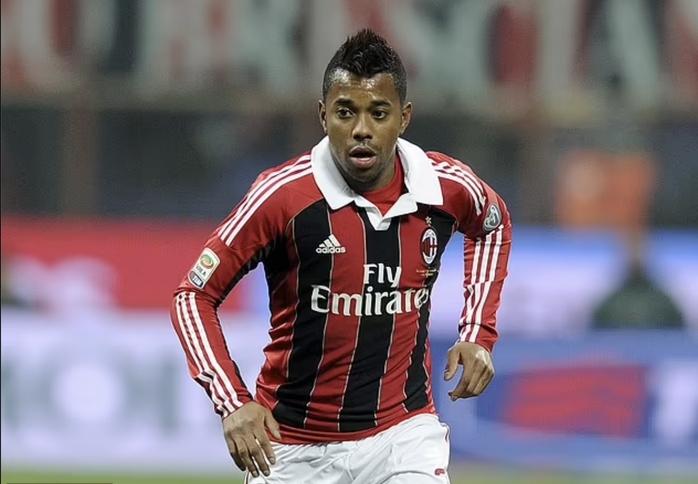 Cựu tiền đạo Man City Robinho ngồi tù 9 năm - Ảnh 1. Cựu tiền đạo Man City Robinho ngồi tù 9 năm - Ảnh 1.