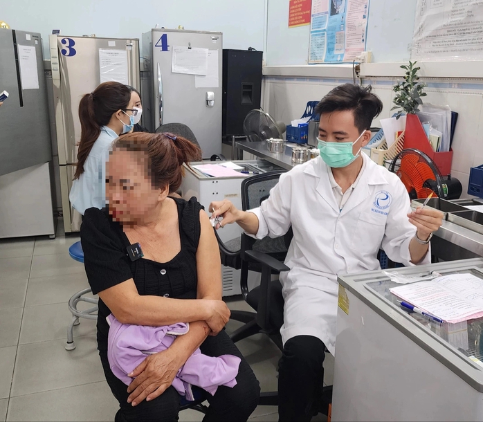Hơn 10.000 người phải tiêm vắc-xin phòng dại chỉ trong 1 tháng- Ảnh 1. Hơn 10.000 người phải tiêm vắc-xin phòng dại chỉ trong 1 tháng- Ảnh 1.