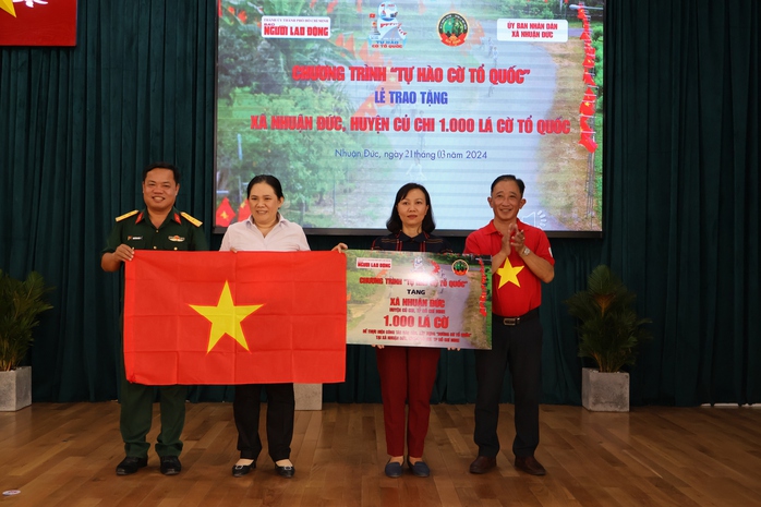Người dân Củ Chi đón nhận thêm 2 tuyến “Đường cờ Tổ quốc”- Ảnh 3.