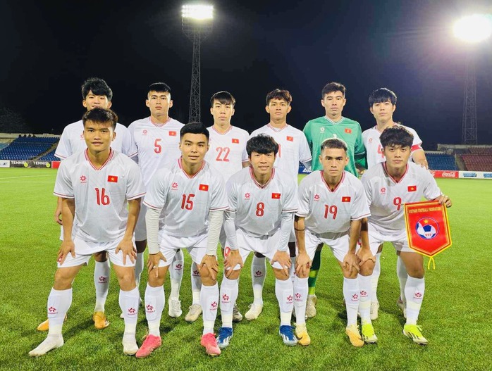 Không HLV Troussier, U23 Việt Nam vẫn thắng, U23 Thái Lan nối dài chuỗi trận buồn- Ảnh 1. Không HLV Troussier, U23 Việt Nam vẫn thắng, U23 Thái Lan nối dài chuỗi trận buồn- Ảnh 1.