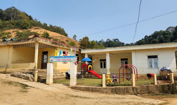 Trên đỉnh Sài Khao- Ảnh 10. Trên đỉnh Sài Khao- Ảnh 10.