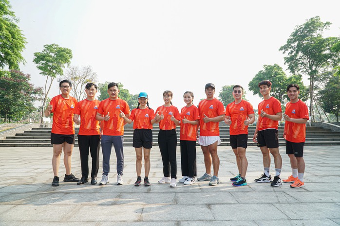 Cận cảnh áo đấu giải Half-marathon Cận cảnh áo đấu giải Half-marathon