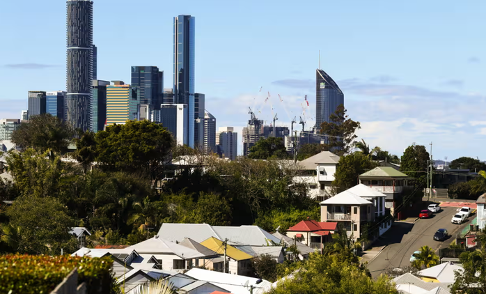 Những ngôi nhà ở vùng ngoại ô Paddington thuộc TP Brisbane, bang Queensland - Úc Ảnh: AAP Những ngôi nhà ở vùng ngoại ô Paddington thuộc TP Brisbane, bang Queensland - Úc Ảnh: AAP